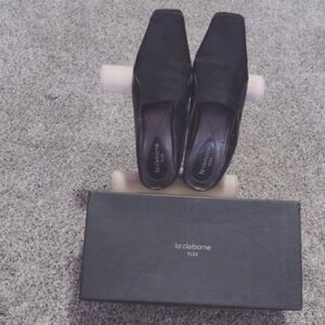 LIZ CLAIBORNE BLACK FABRIC/LEATHER FLEX MID-HEEL SQUARE TOE SIZE 8M MULES/SHOES